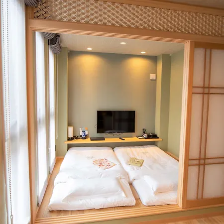 Sola Hotel-2
